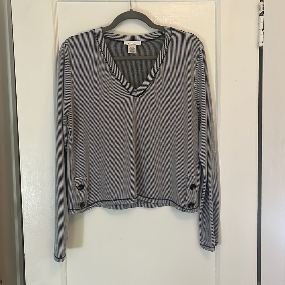 Black and white stripped top with button details
